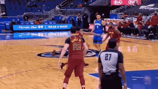 开云登录入口-富尔茨十字韧带撕裂赛季报销 命运真的对他太残忍